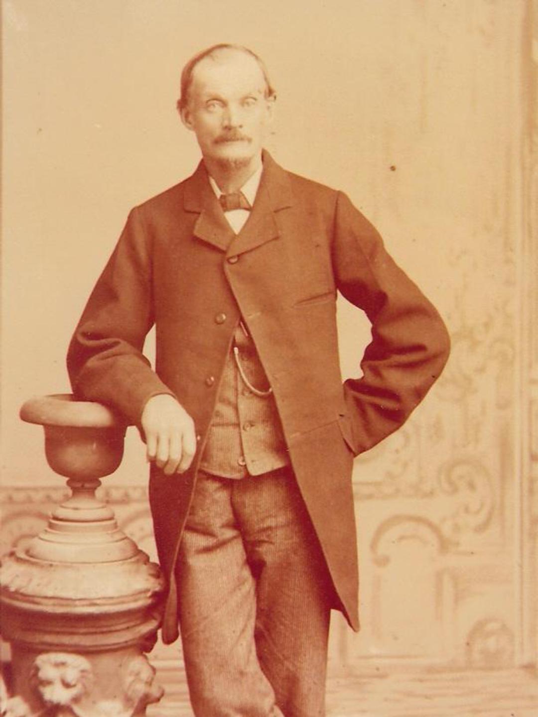 Thomas Sansom (1828 - 1913) Profile